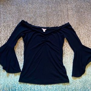 Off the shoulder long sleeve